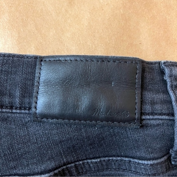 Madewell 9" Mid-Rise Skinny Jeans Berkeley Black: Button-Through Edition Size 26 - Picture 10 of 13